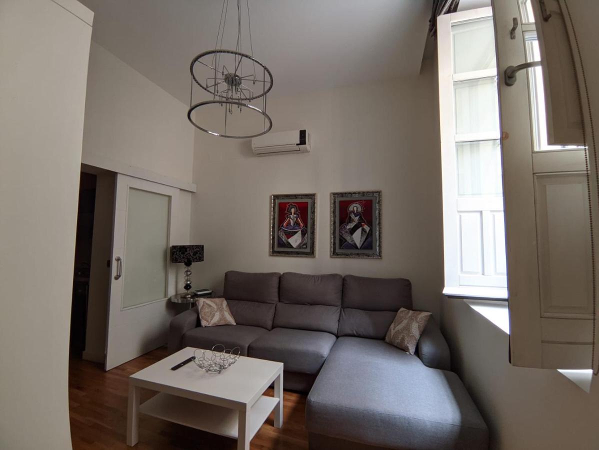 Apartamento Spinola Home เซบีญา ภายนอก รูปภาพ