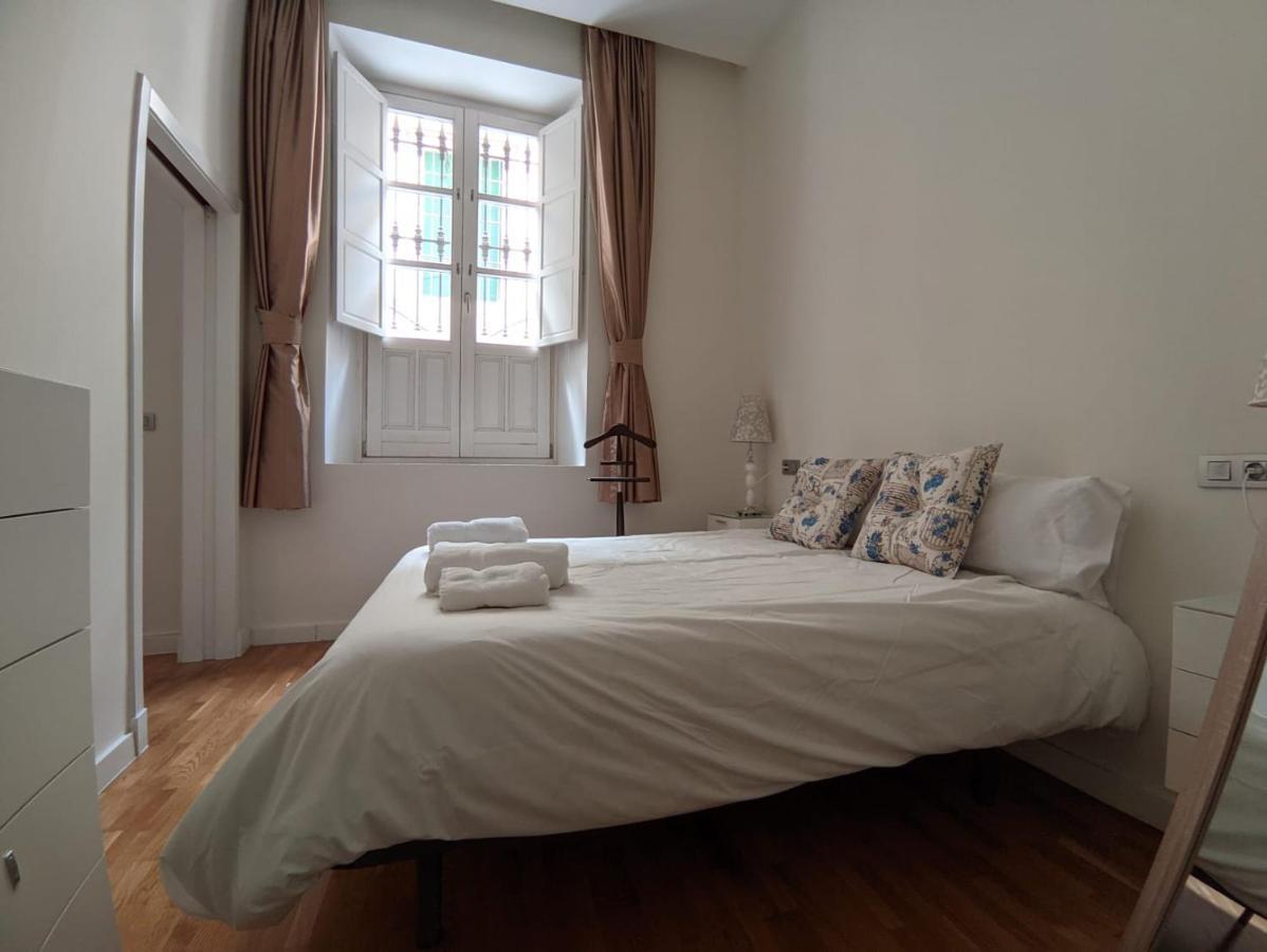 Apartamento Spinola Home เซบีญา ภายนอก รูปภาพ