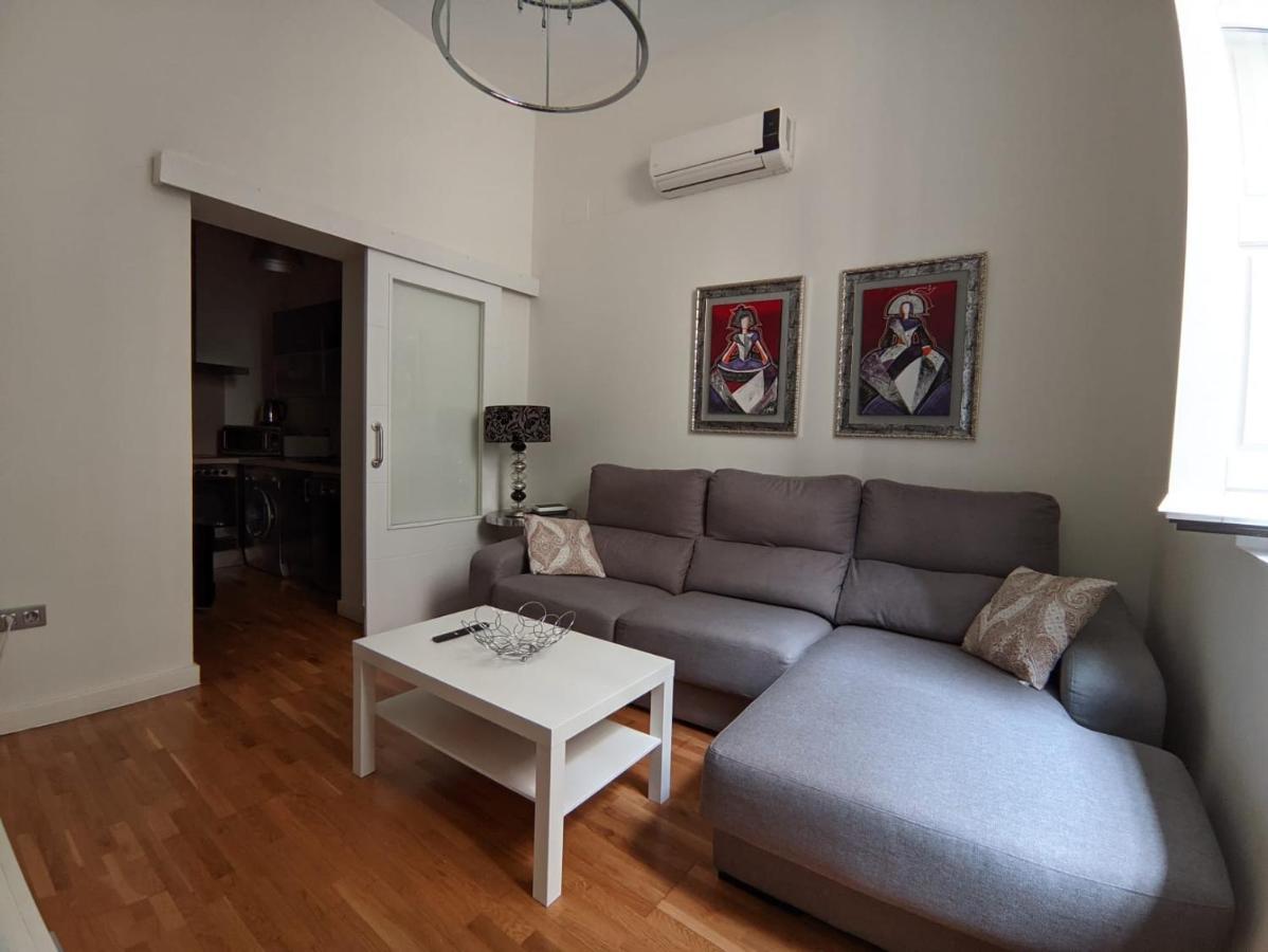Apartamento Spinola Home เซบีญา ภายนอก รูปภาพ