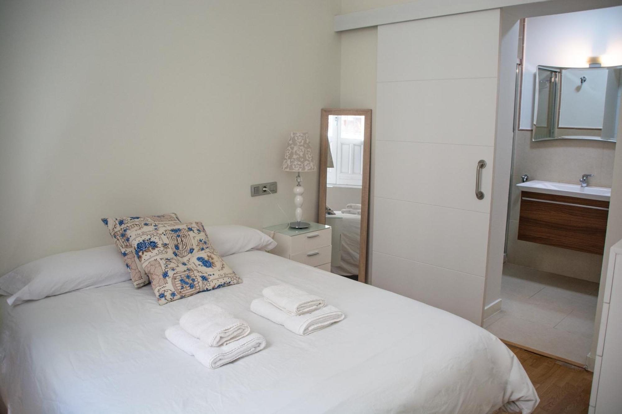 Apartamento Spinola Home เซบีญา ภายนอก รูปภาพ