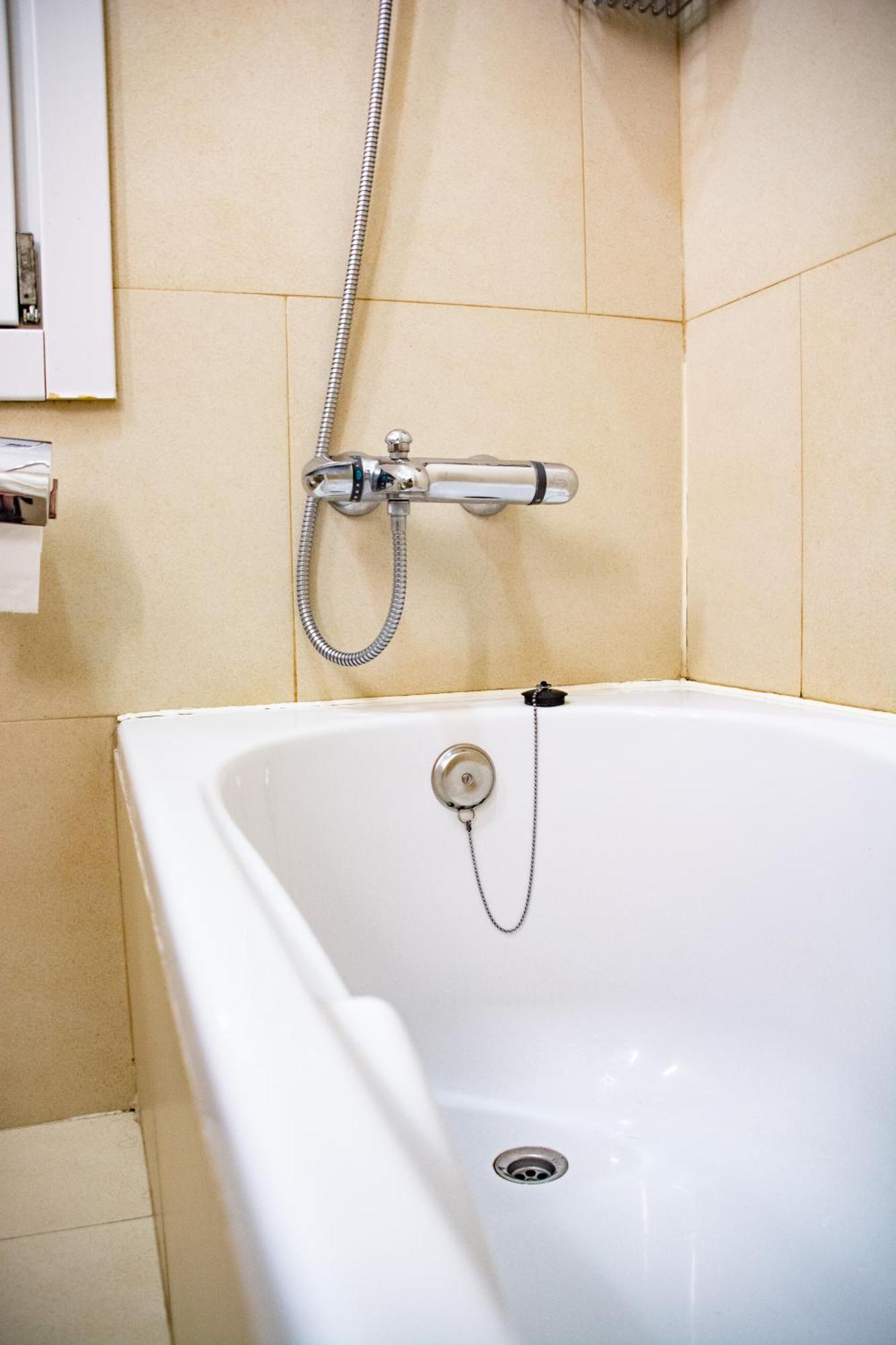 Apartamento Spinola Home เซบีญา ภายนอก รูปภาพ