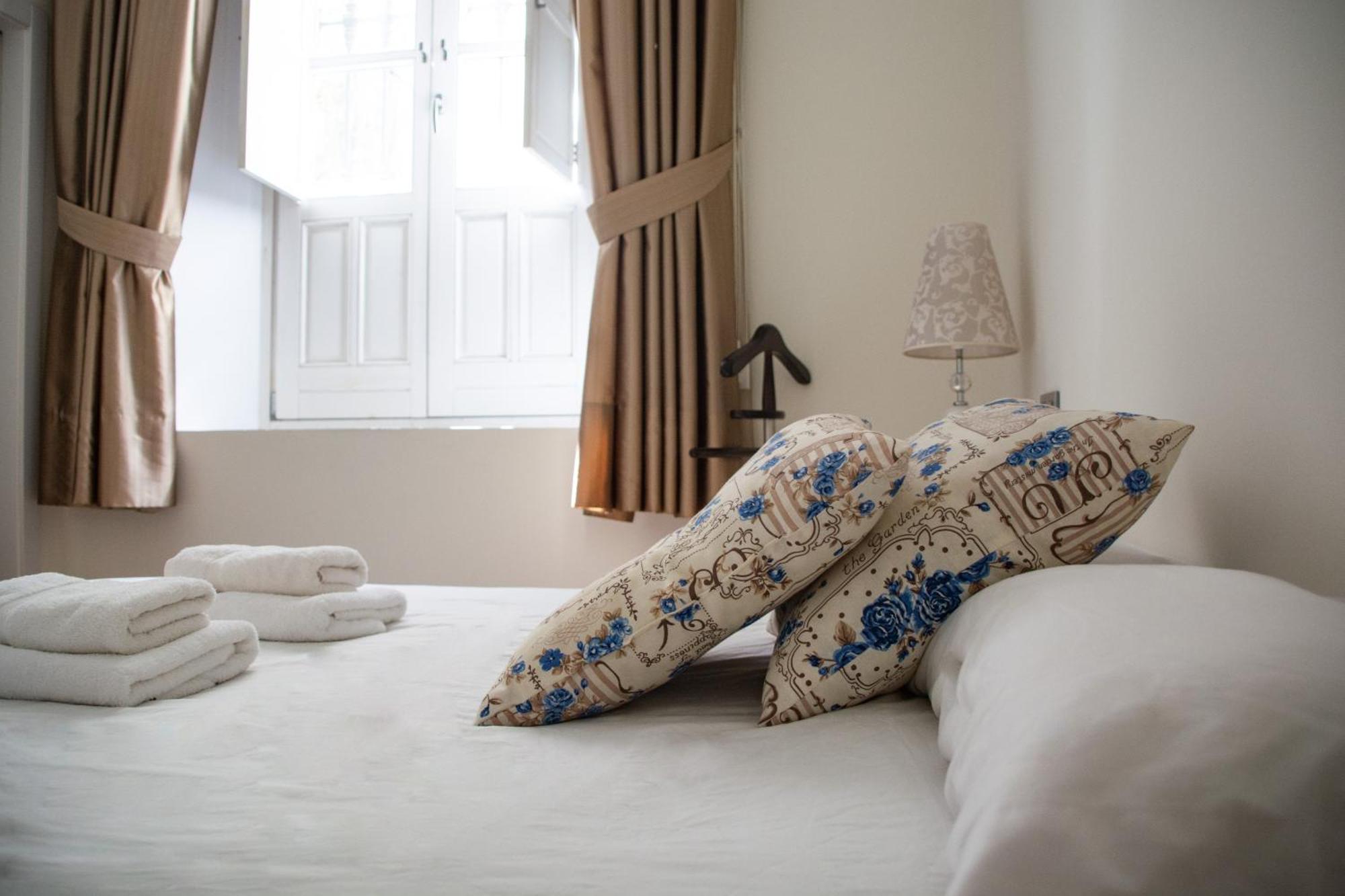 Apartamento Spinola Home เซบีญา ภายนอก รูปภาพ