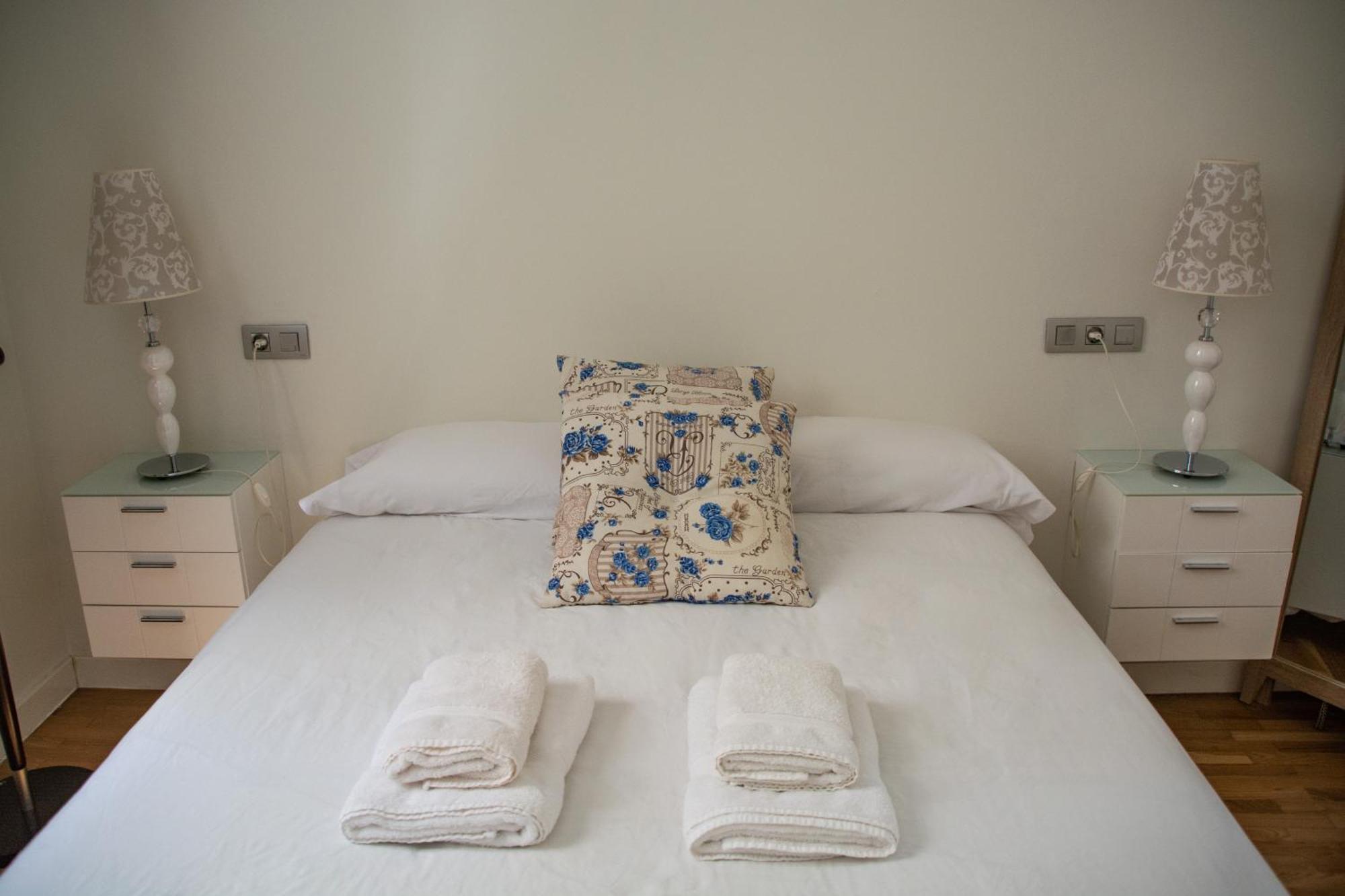 Apartamento Spinola Home เซบีญา ภายนอก รูปภาพ